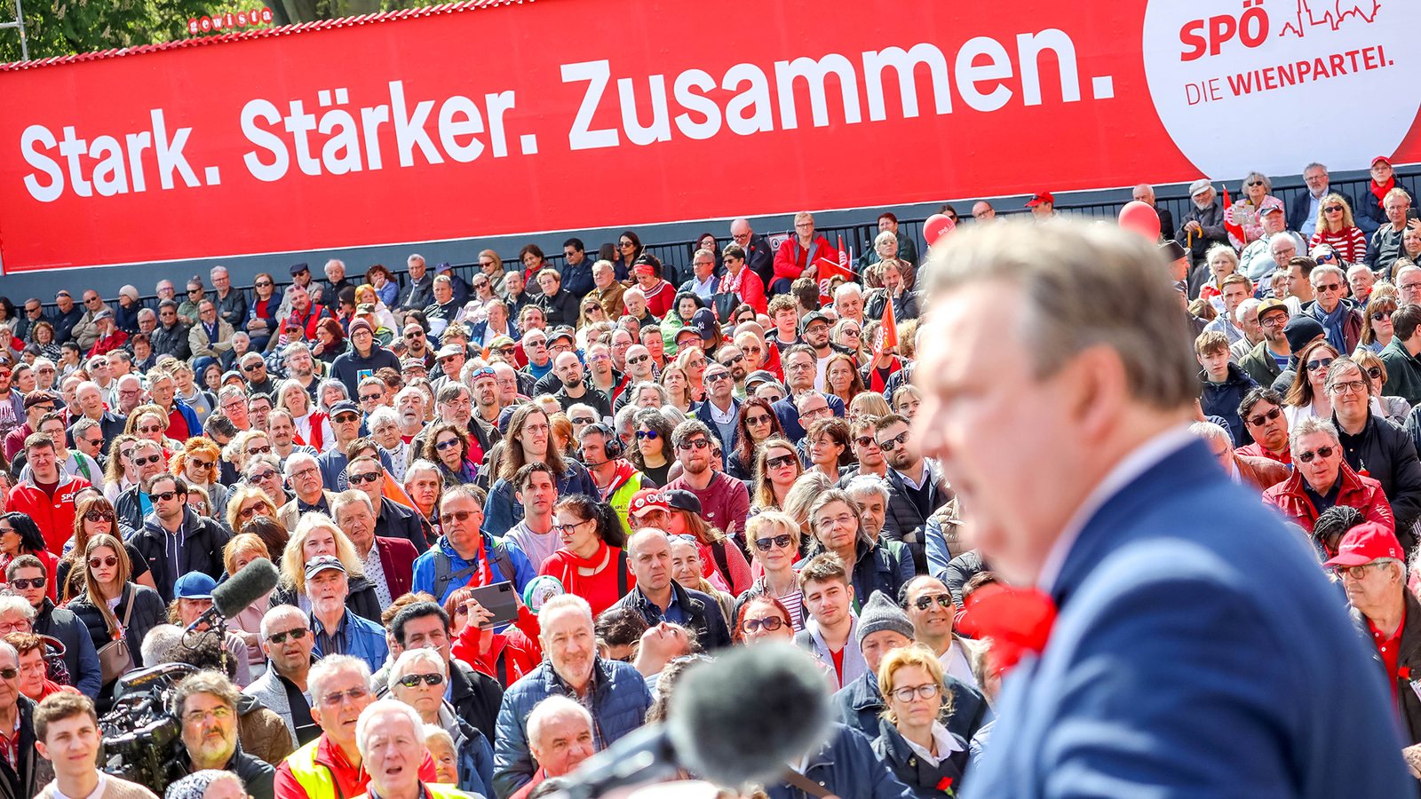 (c) Christian Fürthner