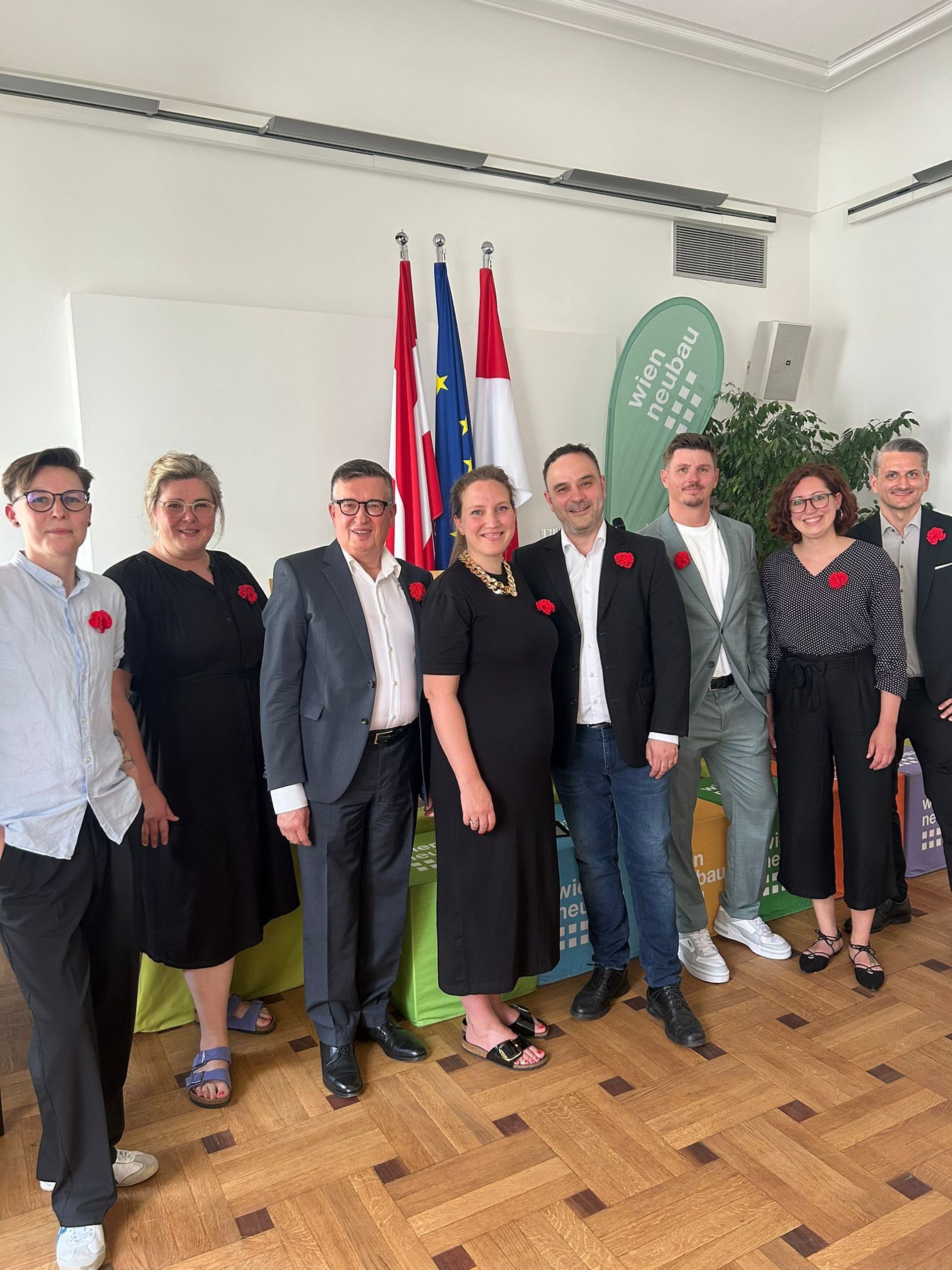 Die frisch angelobten Bezirksrät*innen der SPÖ Neubau